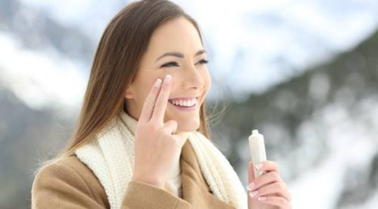 Algunos consejos para reducir los efectos del frío en tu piel, consulta en tu centro de belleza